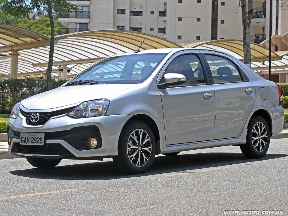 Toyota Etios Sedã 2017