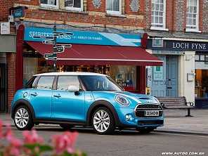 Mini Hatch 5 portas