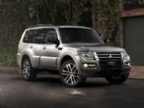 Mitsubishi Pajero Full